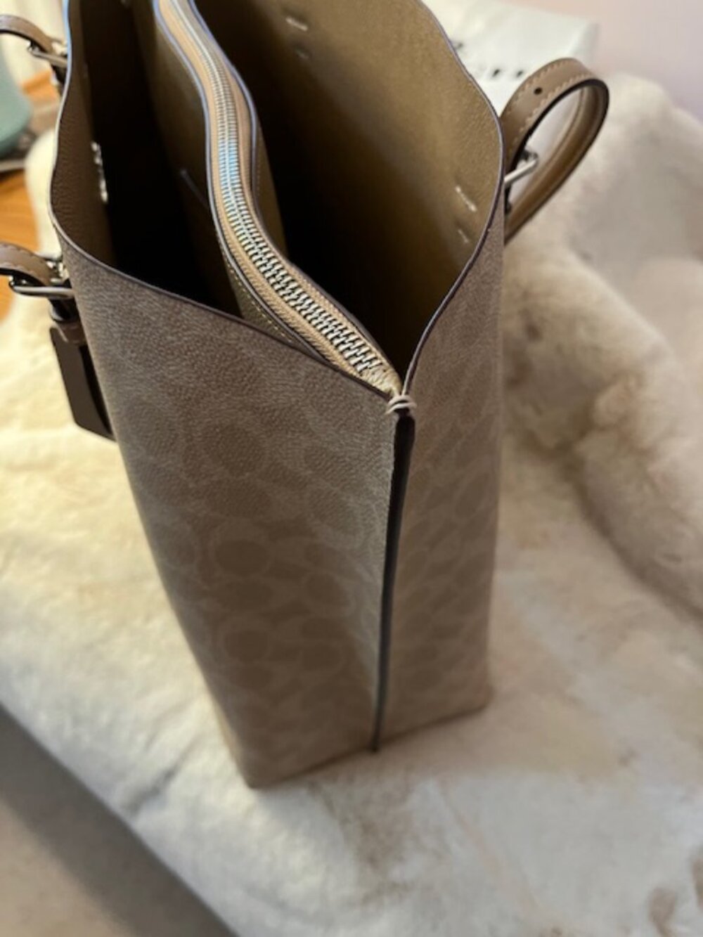 COACH -Signature Canvas Tote Handbag - Picture 6 of 10